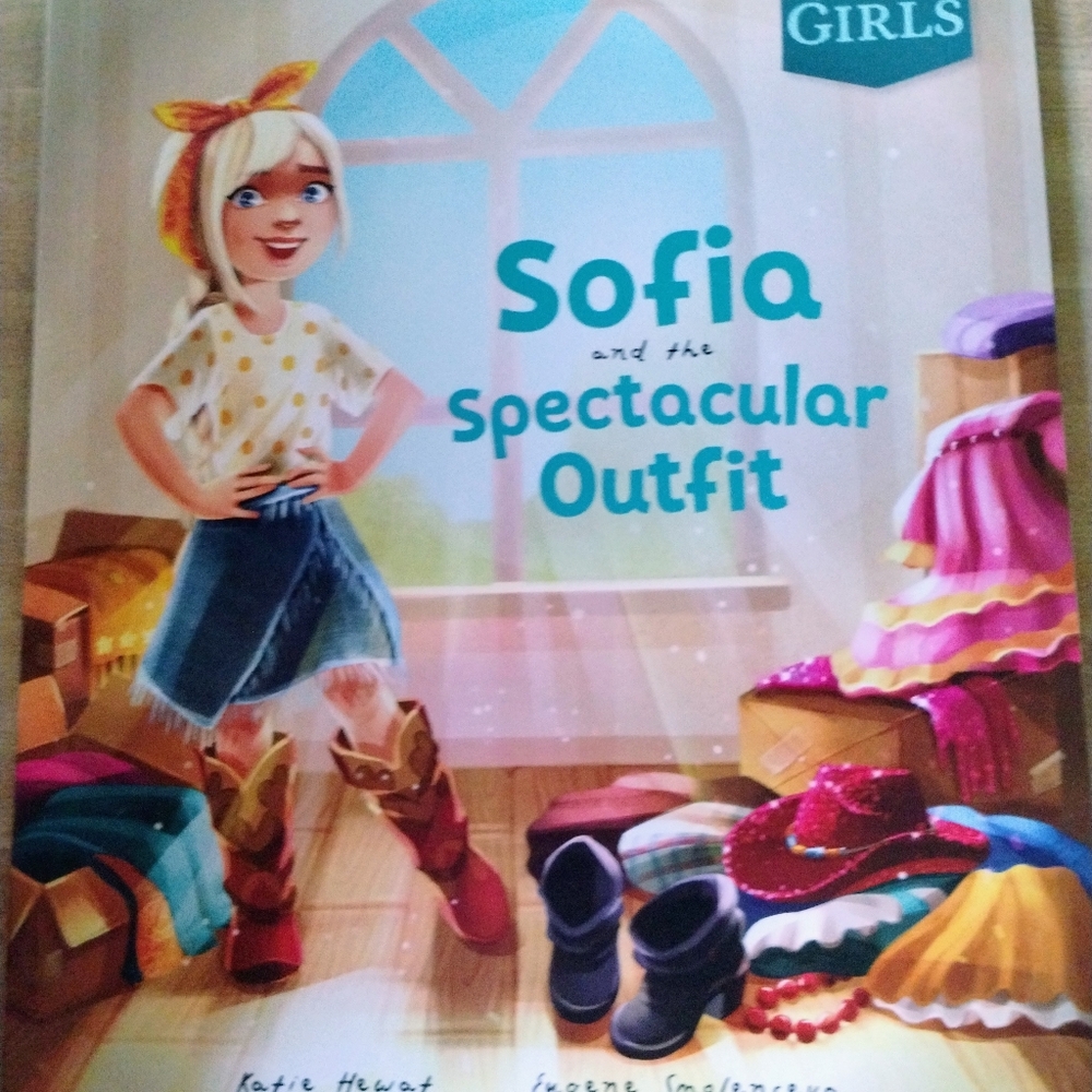 Sofia and the Spectacular Outfit Book